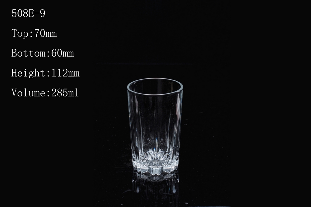 玻璃杯
