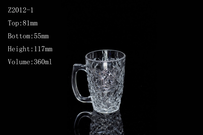 玻璃杯，不銹鋼杯，塑料杯，告訴你哪個杯子比較安全!