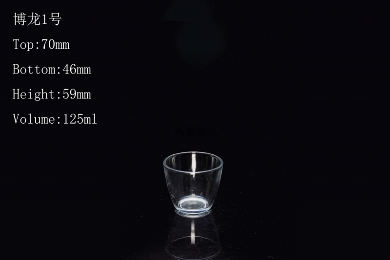 為什么人們?cè)跊_泡普洱茶時(shí)使用白瓷碗而不是玻璃杯?